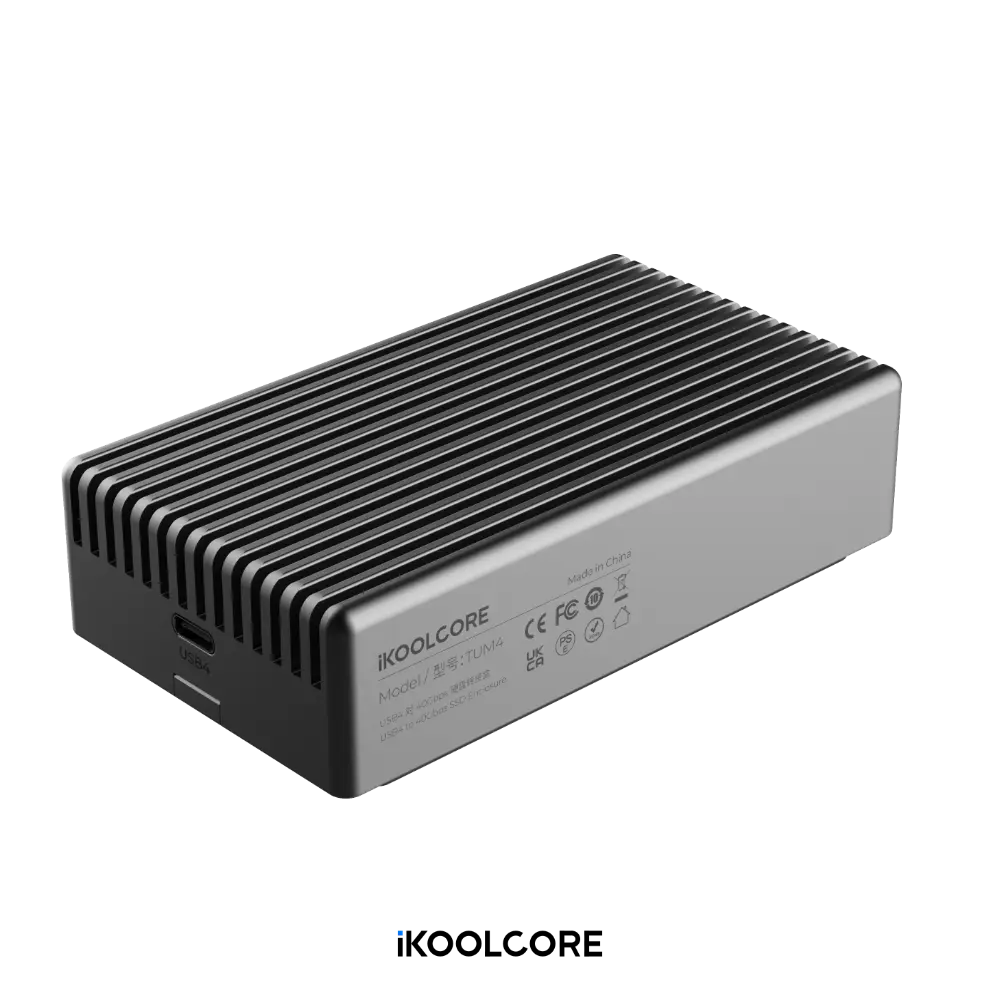 iKOOLCORE USB4 40Gbps portable NVMe SSD enclosure with aluminum heat sink